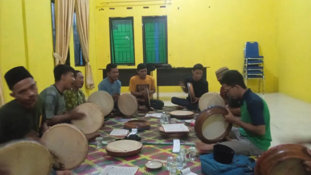 PEMERINTAH DESA BANTAN TUA FASILITASI LATIHAN GROUP KOMPANG PEGHAT DAGHAT