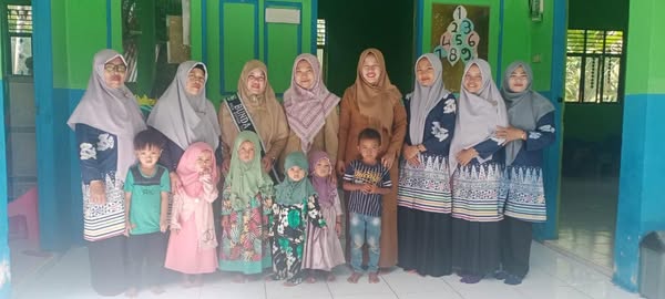 KUNJUNGAN SILATURAHMI BUNDA PAUD KE PAUD PERMATA SARI DAN PAUD AL-MAHFUDZ